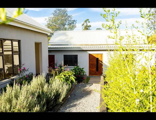 3 BEDROOM HOUSE FOR SALE IN WORLDS VIEW